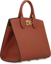 Carica l'immagine nel visualizzatore di Gallery, Borsa a mano The Studio in pelle