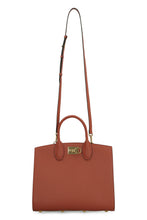 Carica l'immagine nel visualizzatore di Gallery, Borsa a mano The Studio in pelle