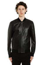 Carica l'immagine nel visualizzatore di Gallery, Bomber in pelle di agnello