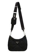 Carica l&#39;immagine nel visualizzatore di Gallery, Borsa a spalla in Re-nylon
