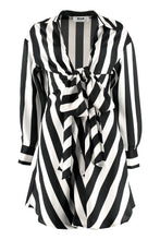 Carica l&#39;immagine nel visualizzatore di Gallery, Chemisier in twill a righe
