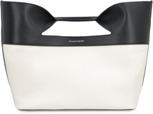 Carica l&#39;immagine nel visualizzatore di Gallery, Borsa The Bow in pelle
