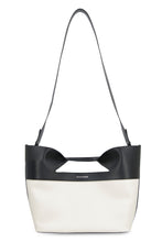 Carica l&#39;immagine nel visualizzatore di Gallery, Borsa The Bow in pelle
