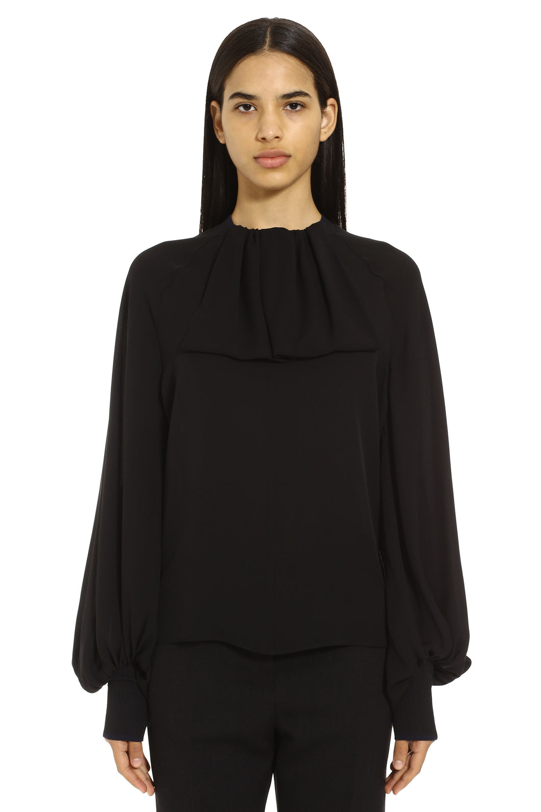 Blusa Lavaliere in seta con jabot