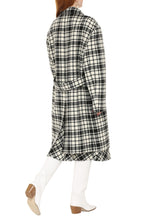 Carica l&#39;immagine nel visualizzatore di Gallery, Cappotto in lana vergine
