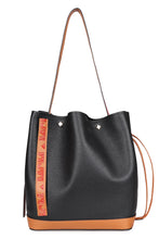 Carica l&#39;immagine nel visualizzatore di Gallery, Borsa Milano a secchiello in pelle
