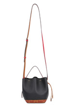 Carica l&#39;immagine nel visualizzatore di Gallery, Borsa a mano Milano in pelle
