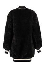 Carica l&#39;immagine nel visualizzatore di Gallery, Cardigan in ecopelliccia
