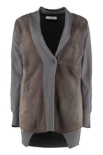 Carica l&#39;immagine nel visualizzatore di Gallery, Cardigan con dettagli in pelle scamosciata
